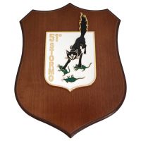 CREST IN METALLO SMALTATO BASE LEGNO 22,5X17,5CM 51 STORMO AERONAUTICA MILITARE
